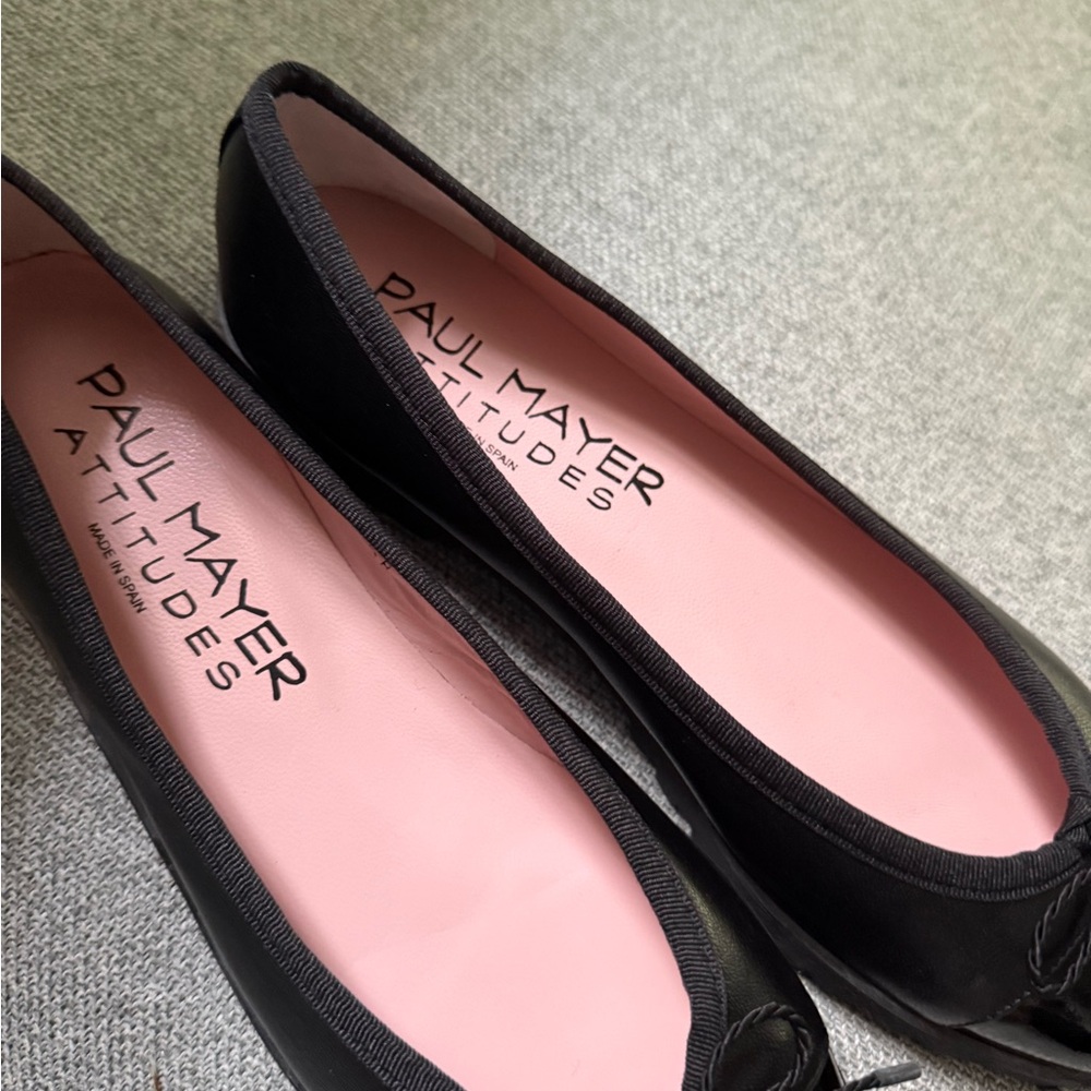 Paul Mayer Black Flats with Bow Detail - Picture 4 of 6